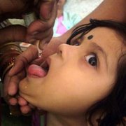 ВОЗ исключила Индию из списка неблагополучных по полиомиелиту стран