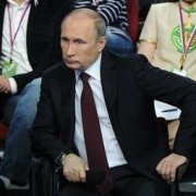 Путин потребовал постоянно корректировать правила выдачи наркопрепаратов