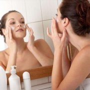 Женщин больше заботит состояние кожи лица, чем всего остального тела