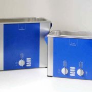 Ультразвуковая ванна лабораторная – выбор для очистки инструментов