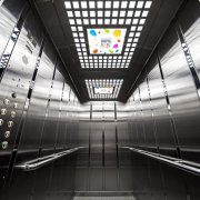 Украинский производитель представил решение проблемы устаревших больничных лифтов