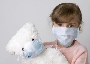 В ВОЗ назвали минимальный возраст для ношения маски в период пандемии COVID-19