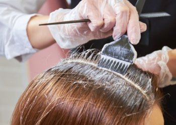 Эксперты попытались установить, вызывают ли краски для волос онкологическую патологию