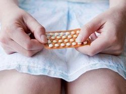 Британским школьницам начали анонимно выдавать противозачаточные таблетки