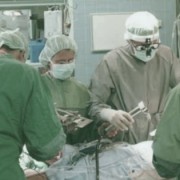 В Краснодаре пациентке пересадили биопротез трахеи и гортани на основе стволовых клеток