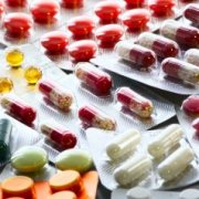 Лекарства в Украине могут существенно подорожать по причине нового НДС